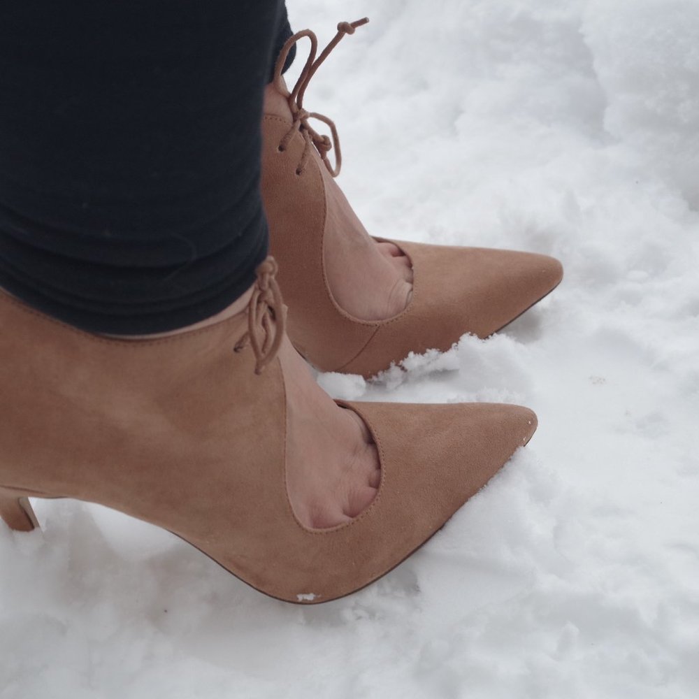 Vintage Aldo Sued Heels Tan Colour